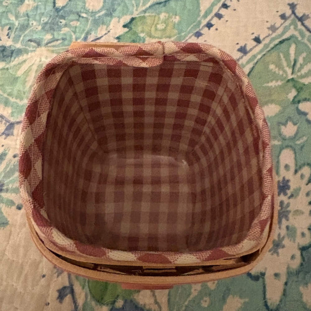 Pink Ribbon Basket - Picture 5 of 9